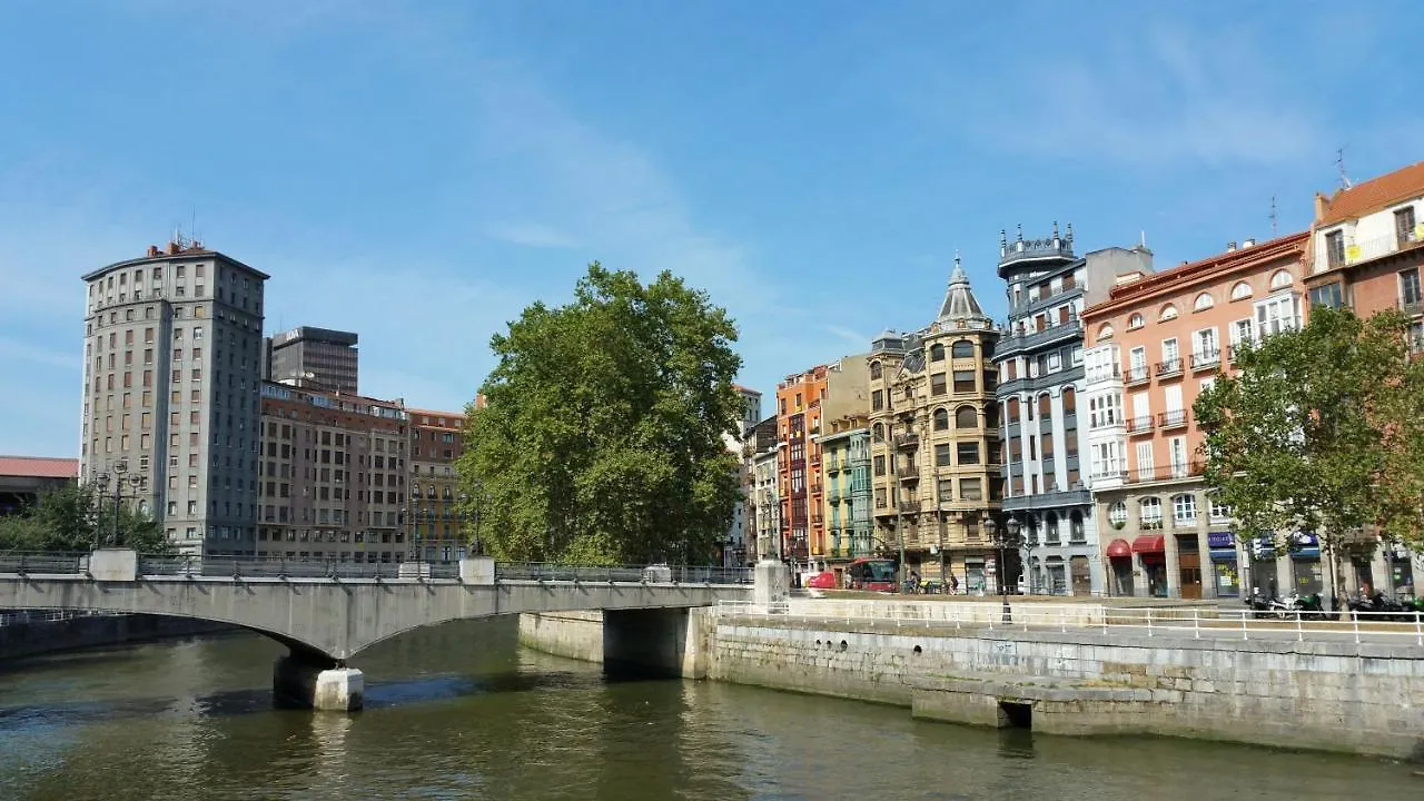 Apartamento céntrico con vistas a la Ría! garage, ideal 2-4 Bilbao